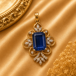 Kainite Pendant